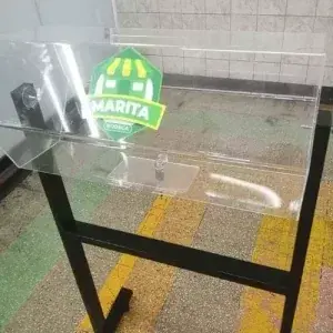 Ánfora de campaña relacionado con ánforas de acrílico