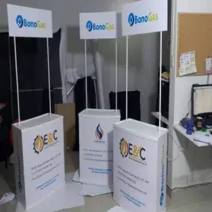 Módulo compacto relacionado con módulos publicitarios en pvc